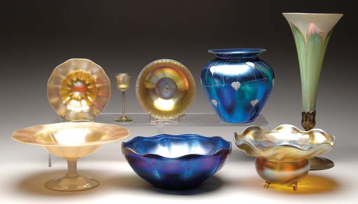 Appraisal: EIGHT PIECES OF ART GLASS Lot consists of a Steuben