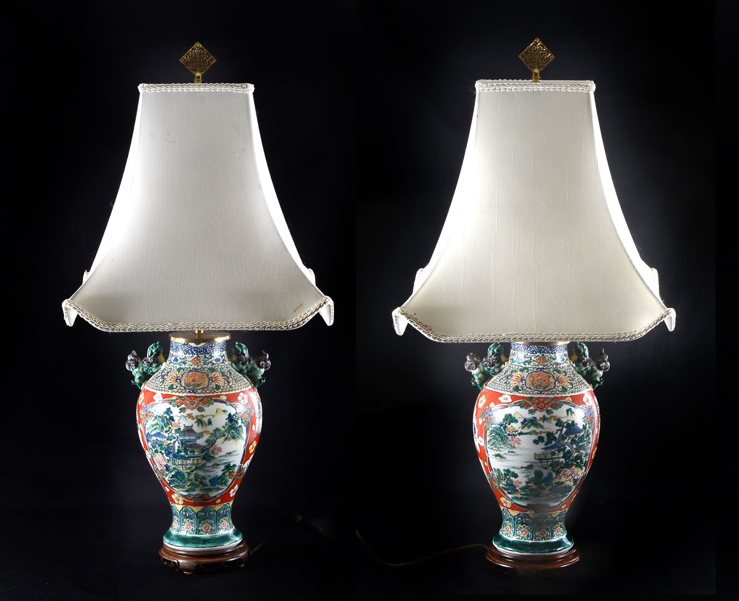 Appraisal: PAIR OF CHINESE TABLE LAMPS - Opposing Chinese table lamps