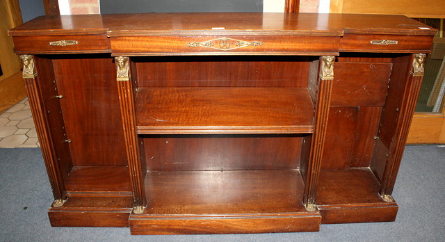 Appraisal: A GEORGIAN STYLE MAHOGANY BREAK FRONT DWARF BOOKCASE with gilt