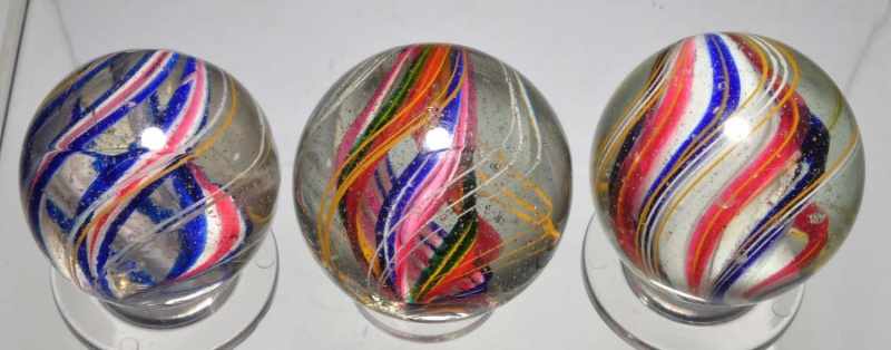 Appraisal: Lot of Large Swirl Marbles Description This group includes one