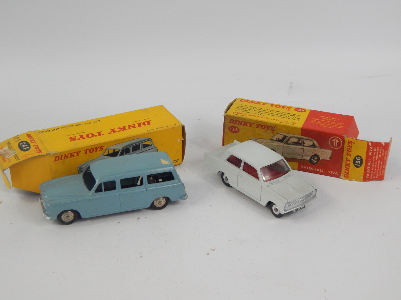 Appraisal: A Dinky Toys die cast vehicle Vauxhall Viva no and