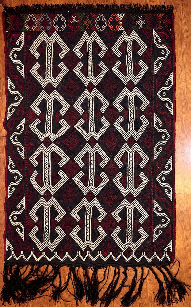 Appraisal: Turkish Kilim Rug x hand woven wool foundation Condition Absence