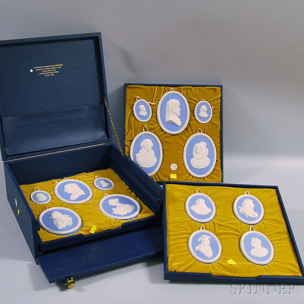 Appraisal: Cased Set of Wedgwood Portrait Medallions fourteen medallions in total