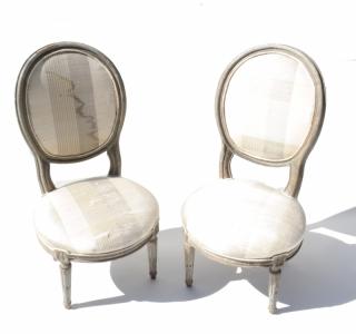 Appraisal: Pair of French Decorative Slipper Chairs Pair of French decorative