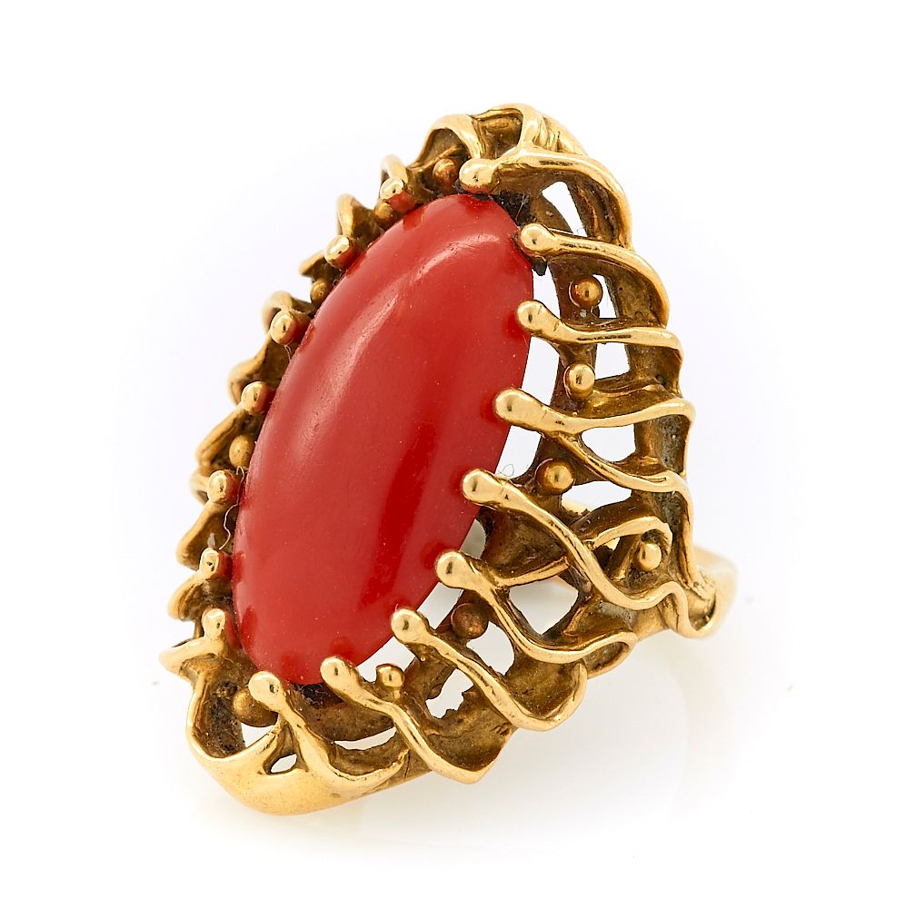 Appraisal: k Yellow gold red coral Brutalist style ring k Yellow