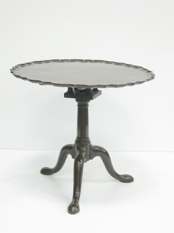 Appraisal: A George III mahogany Pie Crust Table with bird cage