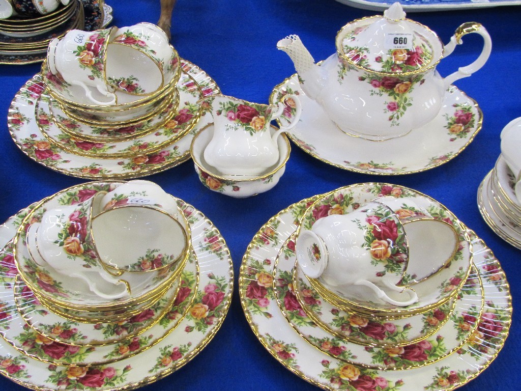 Appraisal: Royal Albert Old Country Roses tea and dinnerwares to include