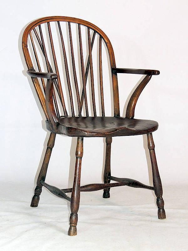 Appraisal: English Oak Windsor Chair Brace back saddle seat tall x