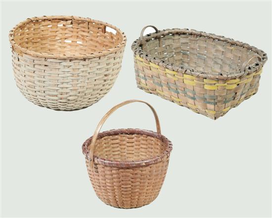 Appraisal: THREE BASKETS American late th-early th century woven splint Two