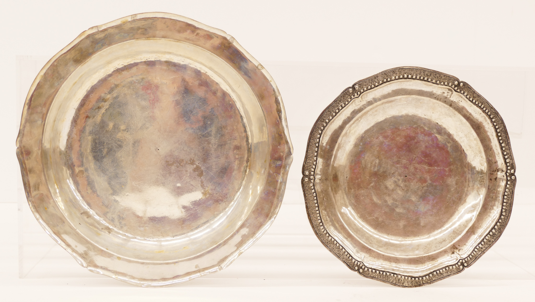 Appraisal: pc Spanish Colonial Silver Plates '' and '' Includes two