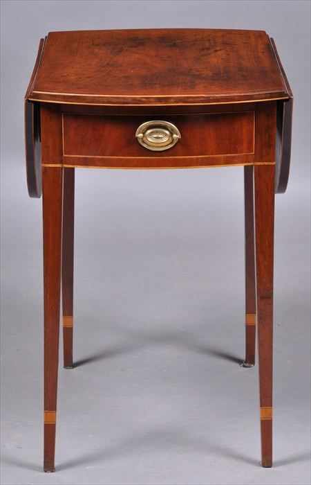 Appraisal: NEW YORK FEDERAL INLAID MAHOGANY PEMBROKE TABLE The line-inlaid top