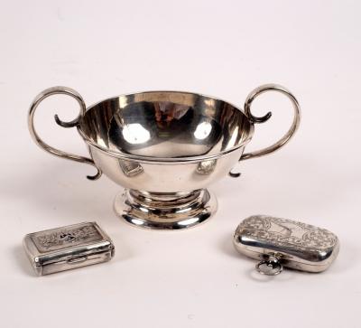 Appraisal: An Edwardian silver sovereign holder Richard Comyns Birmingham with two