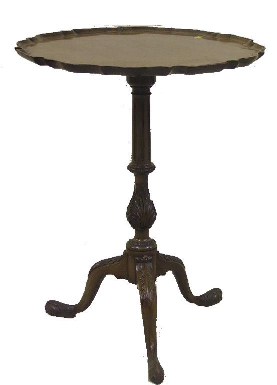 Appraisal: Georgian style mahogany occasional table the circular pie crust top