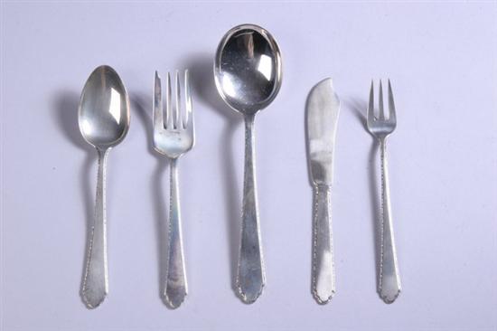 Appraisal: PIECES LUNT STERLING SILVER FLATWARE William Mary pattern Four dinner