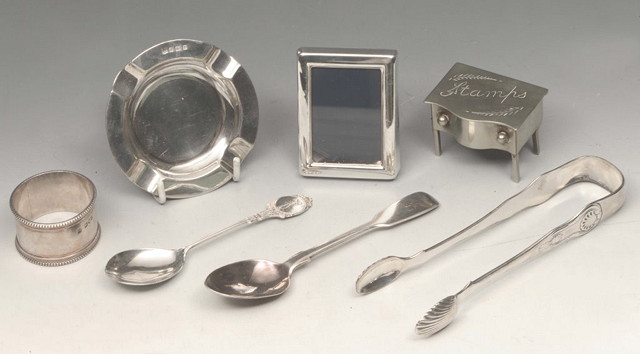 Appraisal: A SMALL COLLECTION OF MISCELLANEOUS SILVER AND OTHER WARES including