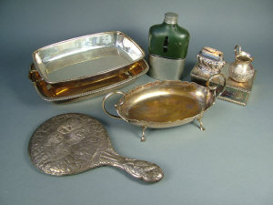 Appraisal: A collection of Edwardian later silver plated items also a