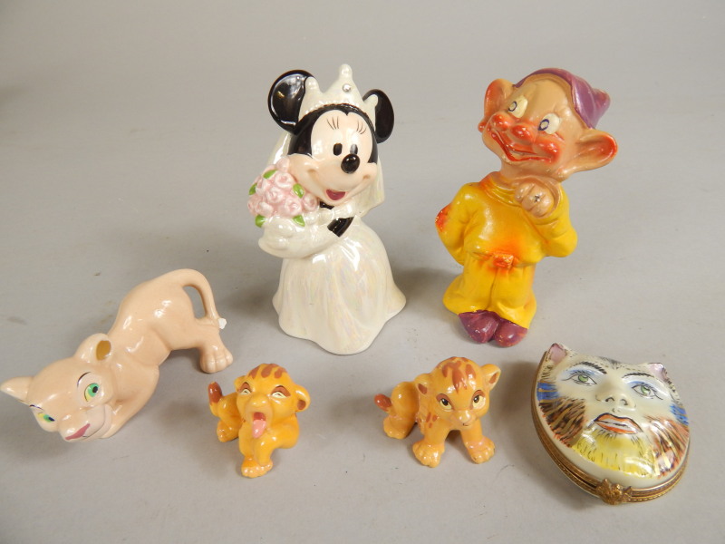 Appraisal: Various collectable ceramics to include Disney figures a Wade type