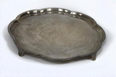 Appraisal: An Edwardian silver salver Elkington Co Birmingham with Celtic decoration