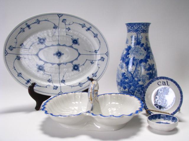 Appraisal: Group of vintage blue and white porcelain including oval Royal