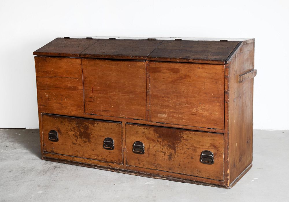 Appraisal: American Grain Chest Early th Century American Grain Chest Early