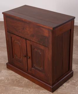 Appraisal: Walnut Bench Walnut bench-made lift top cabinet with double panel