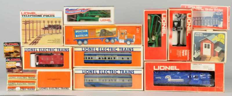 Appraisal: Lot of Contemporary Train Items Most are for pre-war Lionel