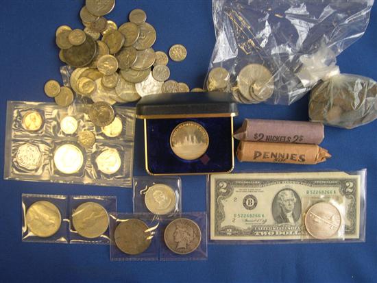 Appraisal: Lot of circulated Peace silver - Avg grade is Very