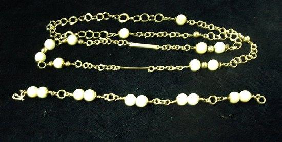 Appraisal: A ct gold necklace the links interspersed with beads and