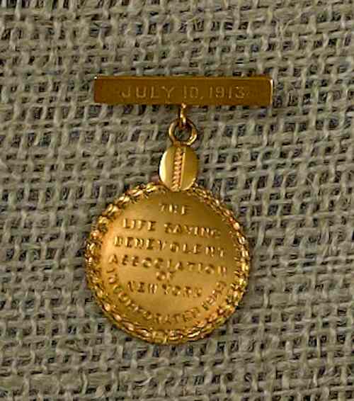 Appraisal: Tiffany Co K gold medal dwt