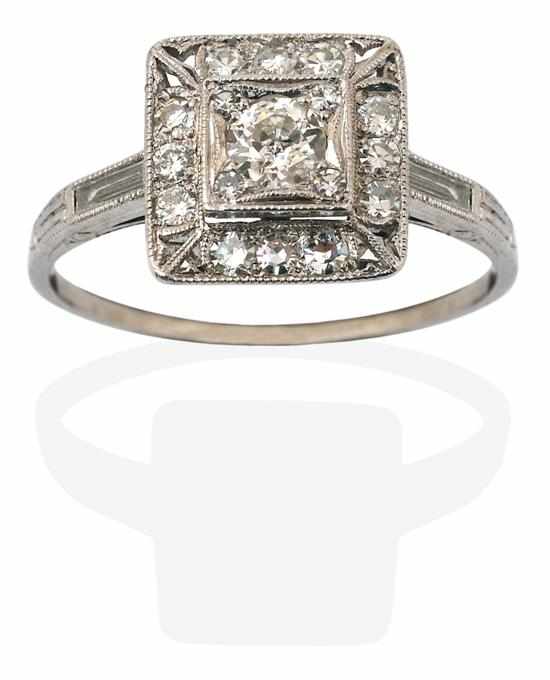 Appraisal: AN ART DECO DIAMOND RING Centrally set with an old