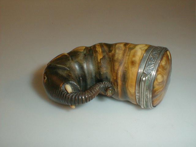 Appraisal: George IV Scottish ram's horn snuff mull carved with an