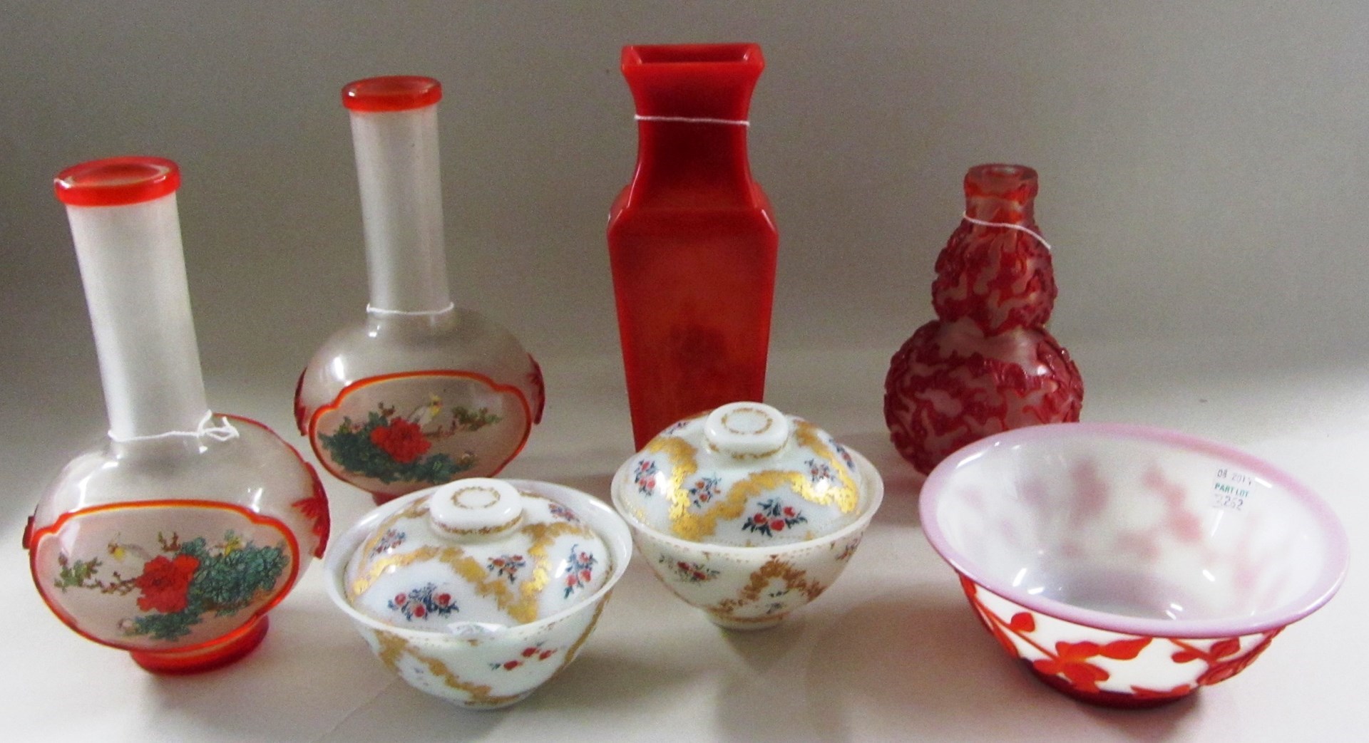 Appraisal: Fourteen Chinese glass vessels and two lacquer bowls various dates