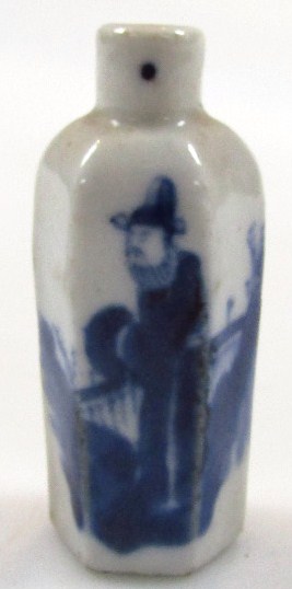 Appraisal: A Chinese Qing period porcelain blue and white perfume bottle