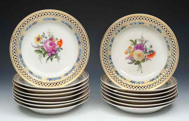 Appraisal: A SET OF FIFTEEN BERLIN PORCELAIN WHITE GROUND CABINET PLATES