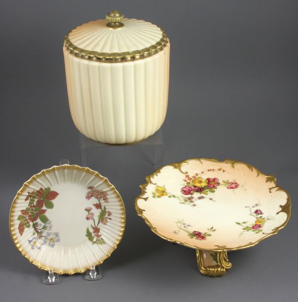 Appraisal: Three pieces of late th early th Century Royal Worcester