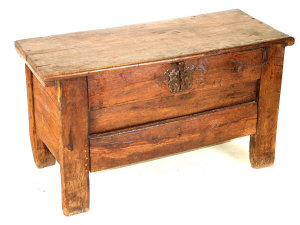 Appraisal: A Northern European oak coffer the hinged top and front