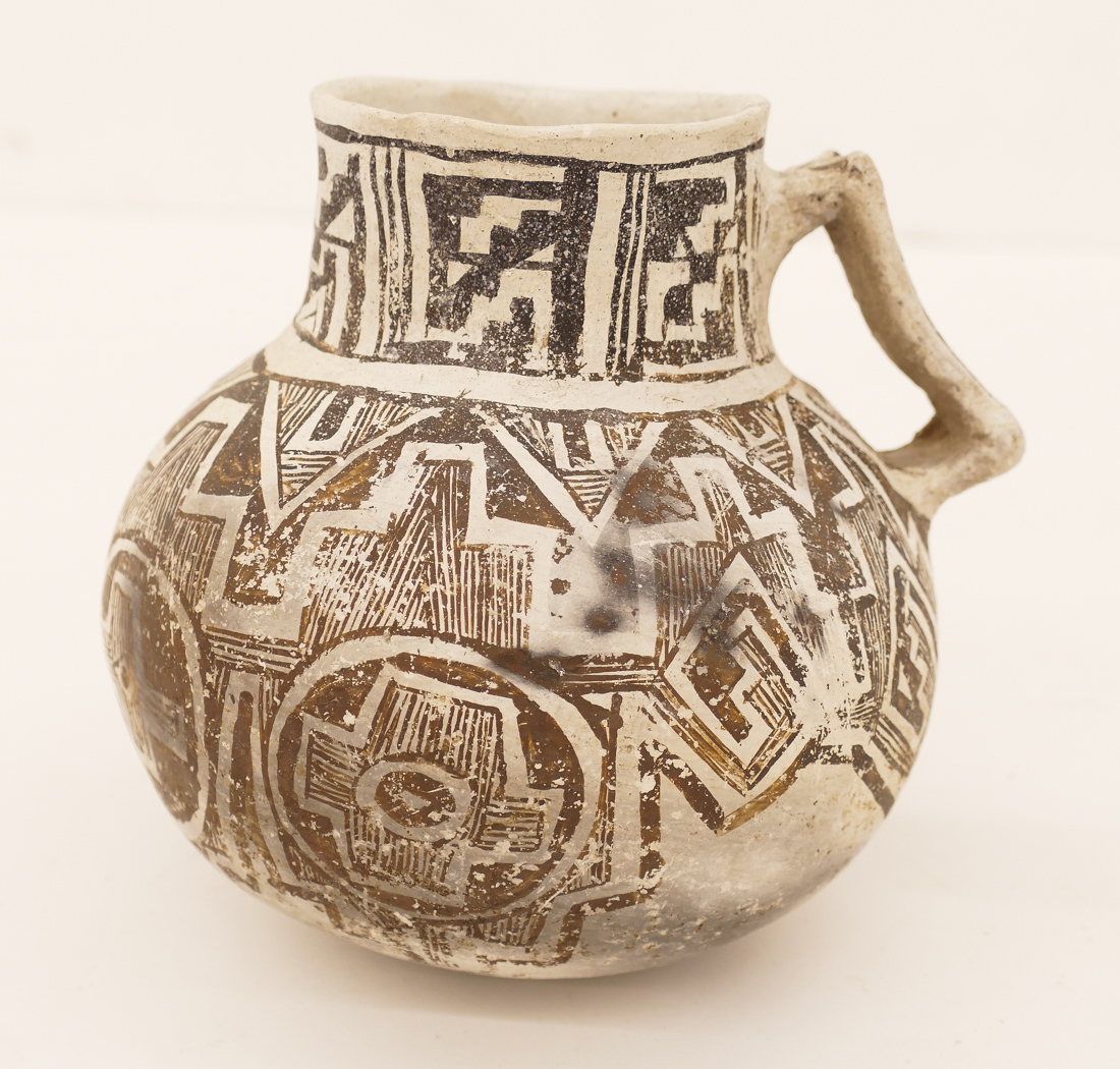 Appraisal: Ancient Anasazi Pottery Vessel ''x '' A fine example of