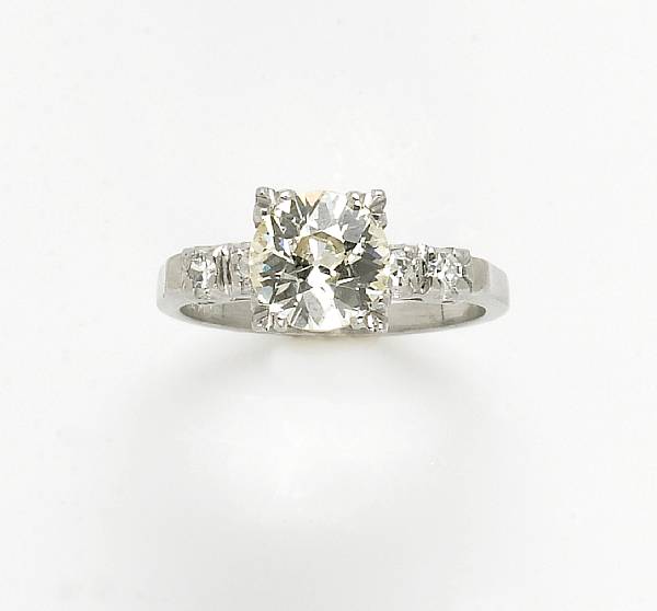 Appraisal: A diamond and platinum ring central diamond weighing approximately carats