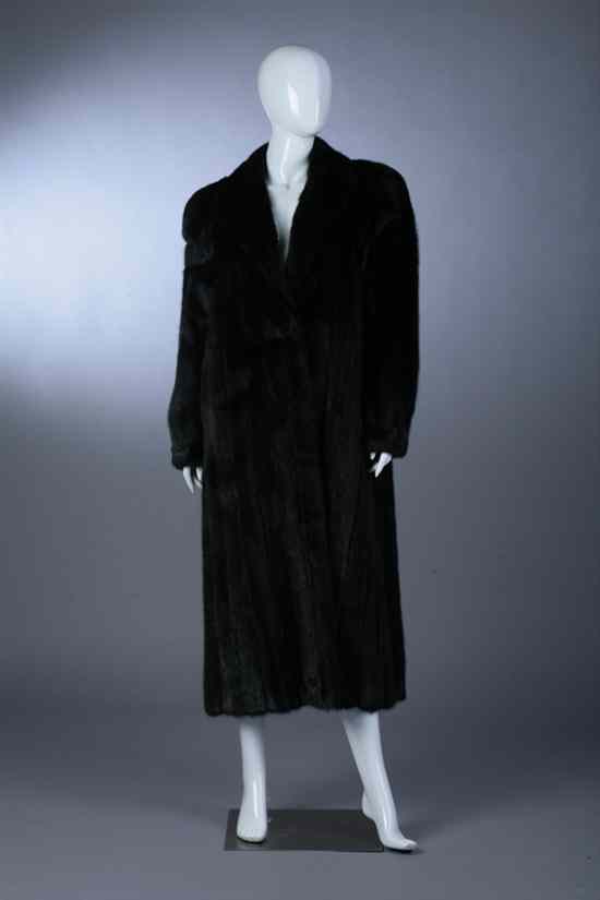 Appraisal: LADIES FULL-LENGTH BLACK MINK FUR COAT Retailed Rosendorf Evans Washington