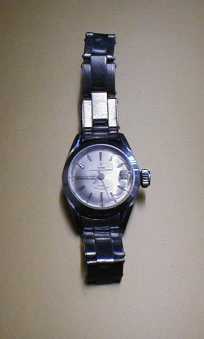 Appraisal: A ladies Tudor Princess oyster date stainless steel bracelet wristwatch