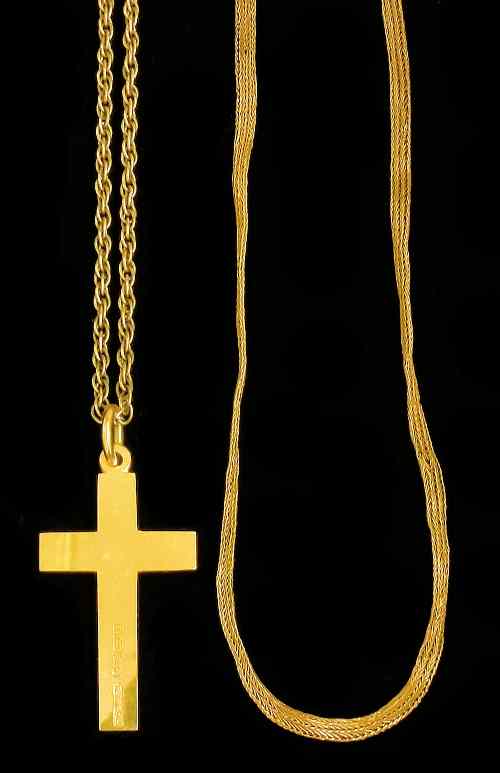 Appraisal: A Victorian ct gold cross pattern pendant mm x mm