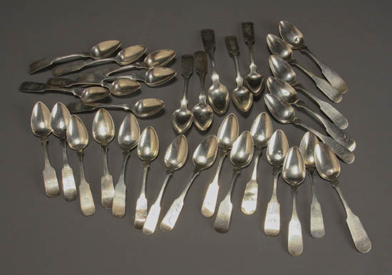 Appraisal: Group of Thirty-Two American Silver Teaspoons Fiddle Pattern Various Makers