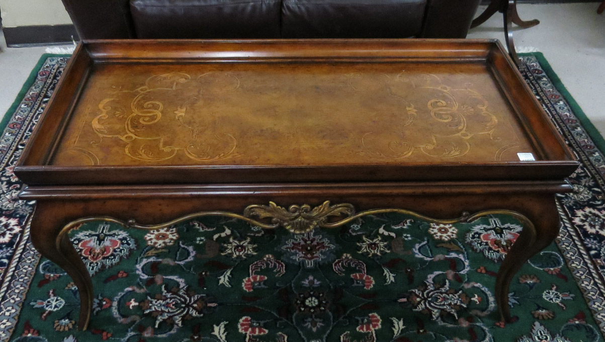 Appraisal: A PROVINCIAL STYLE COFFEE TABLE Drexel Heritage recent production having