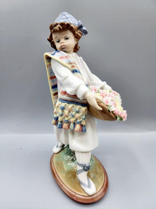 Appraisal: Lladro Valencian Flowers in its Original Box Measures about x