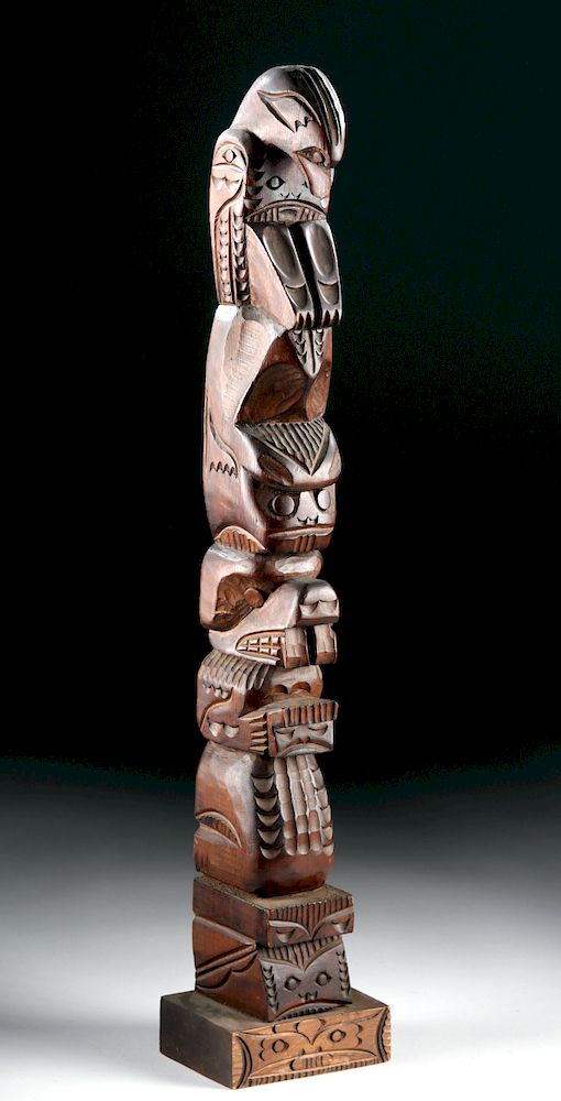 Appraisal: th C Pacific Northwest Red Cedar Totem Pole Native American