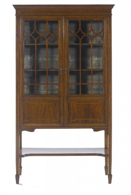 Appraisal: AN EDWARD VII MAHOGANY CHINA CABINET crossbanded in satinwood and