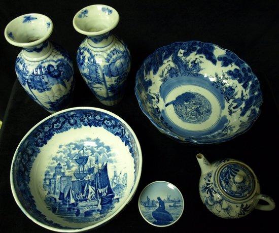 Appraisal: Sundry blue and white ceramics