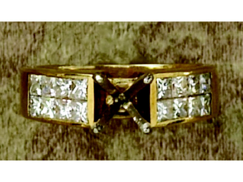 Appraisal: DIAMOND SEMI MOUNT k yellow gold semi mount set with