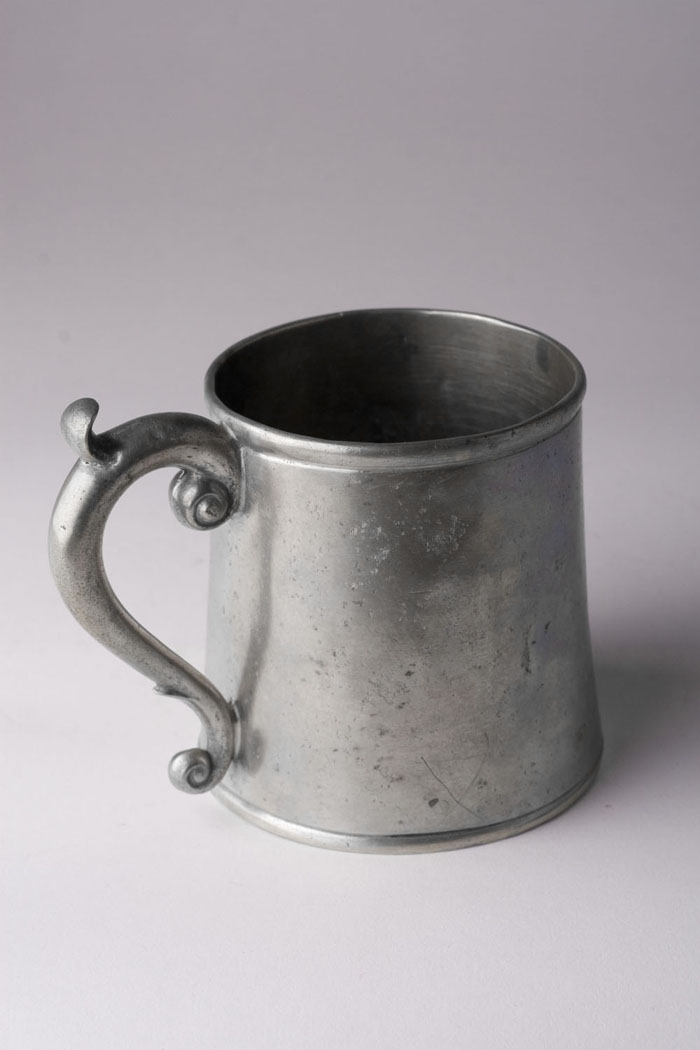 Appraisal: PEWTER MUG ROSWELL GLEASON - Dorchester Massachusetts - Maker's mark