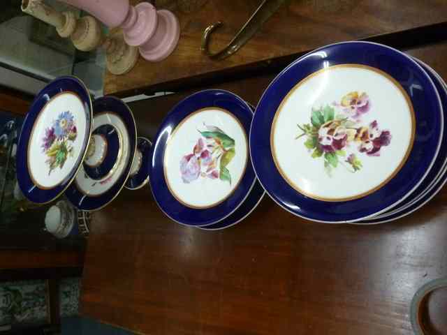 Appraisal: A BROWN FIELD PART DESSERT SERVICE each plate with hand